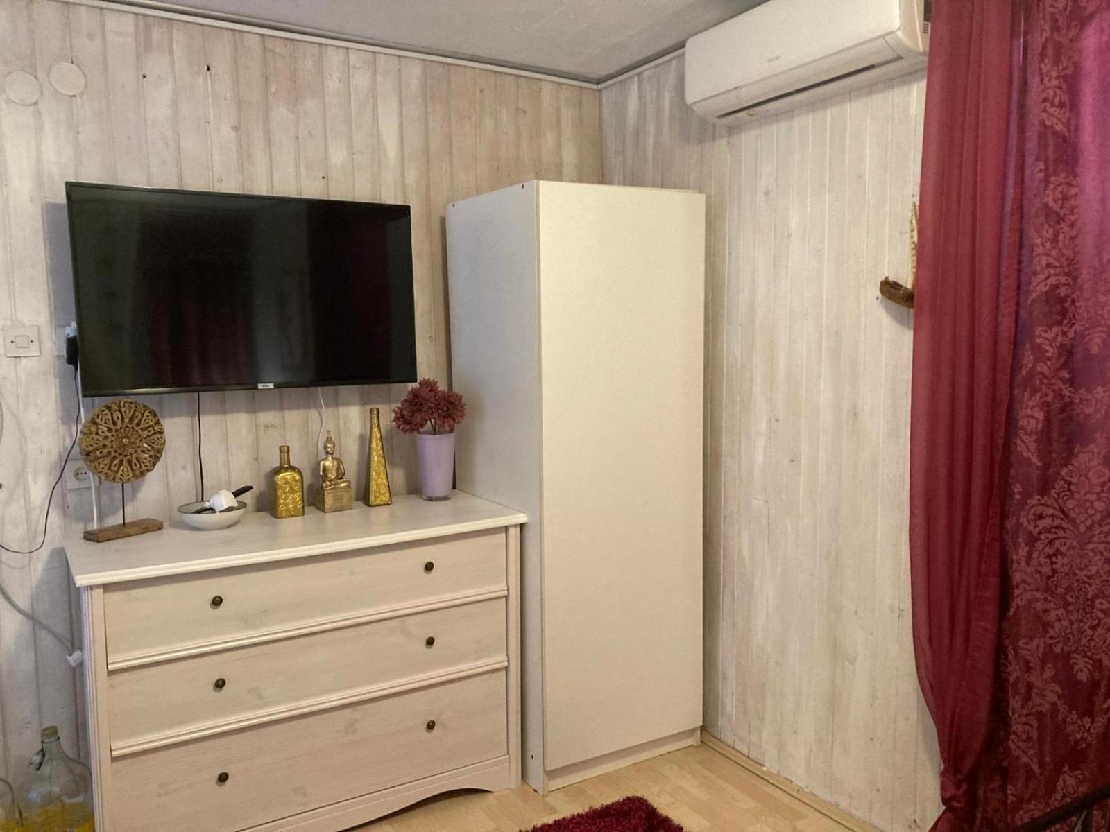 Apartments Lavandis Murter Ngoại thất bức ảnh